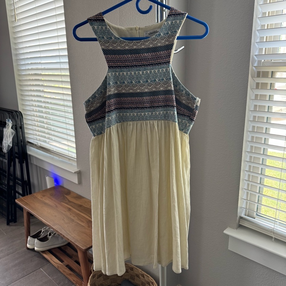 Pull&Bear Blue and Cream Patterned Dress - EUR L
